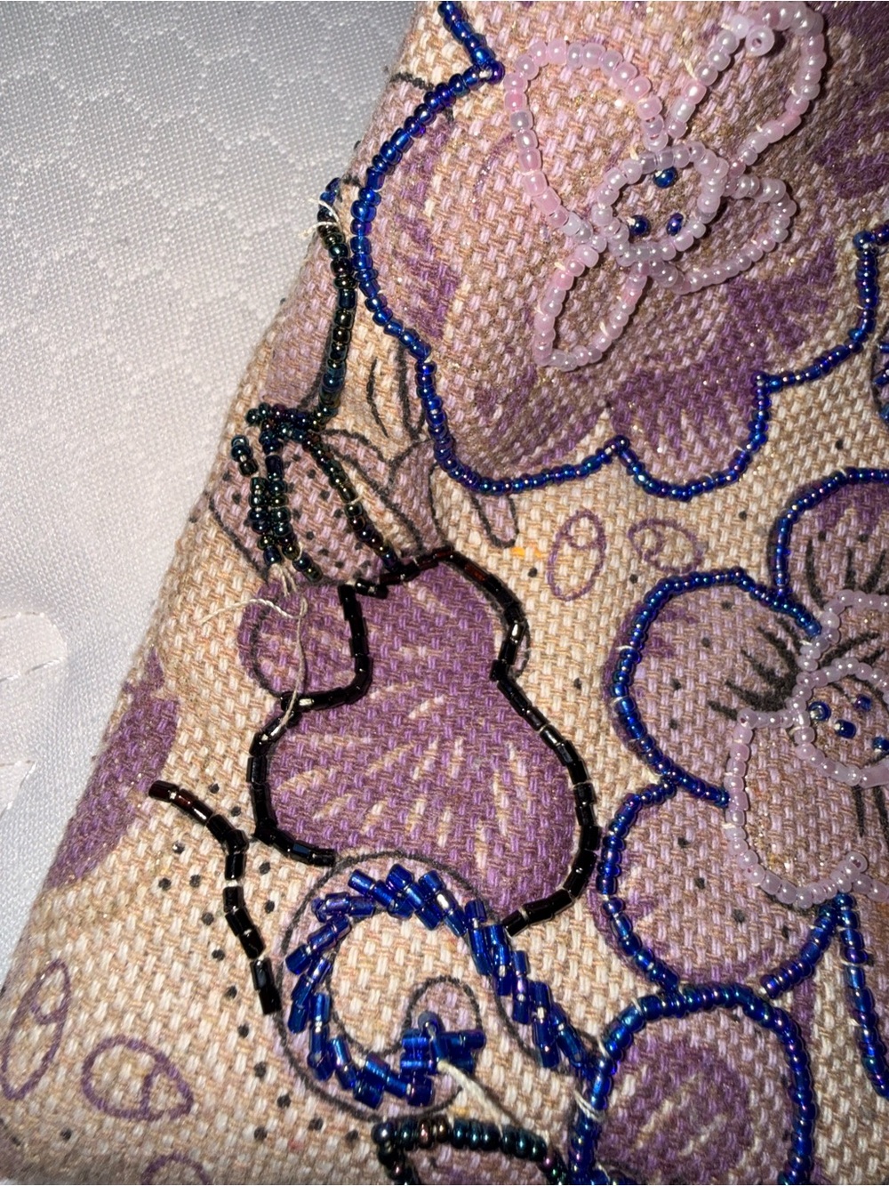 87. Embroidered Floral Shoulder Bag in Lavender and Beige - Picture 9 of 9
